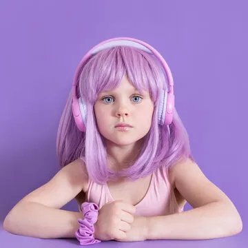 平台操作示意人物形象